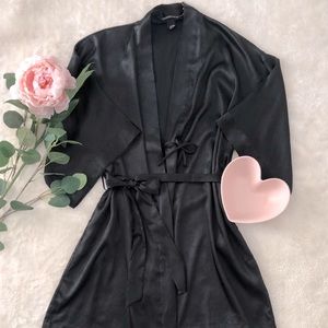 Victoria’s Secret black kimono robe